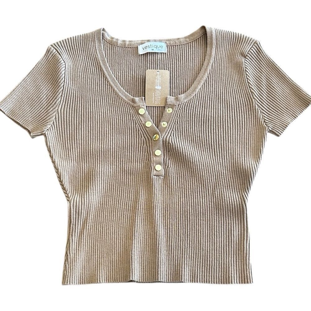NEW Vestique Taupe Ribbed Short Sleeve Top